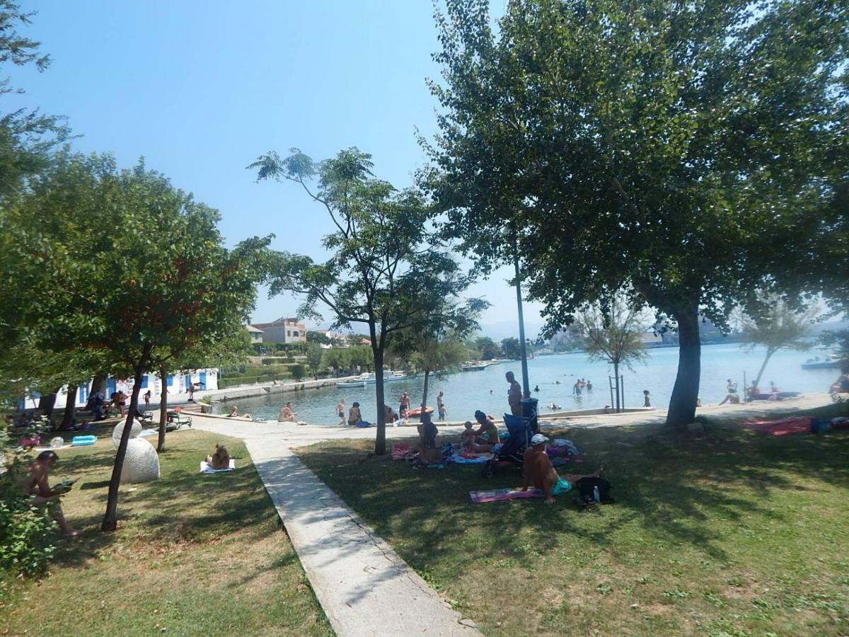 Ani Apartments Kaštela Exteriör bild