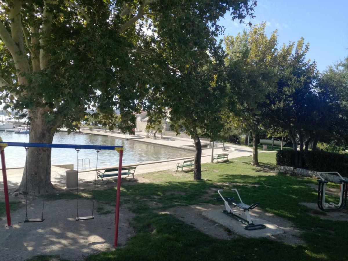 Ani Apartments Kaštela Exteriör bild